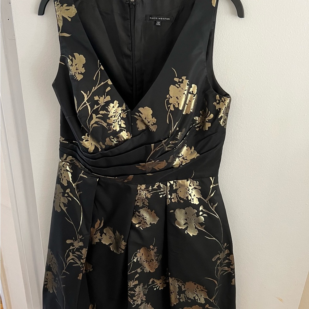 HOLIDAY SPARKLE A-LINE COCKTAIL PARTY DRESS Size 12. David Meister.